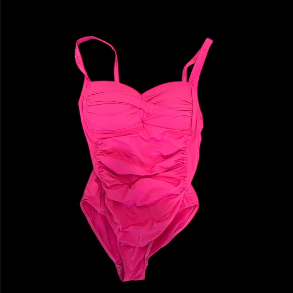✨ Hot pink one piece swimsuit✨
